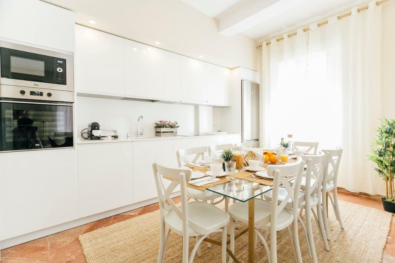 Stylish And Wide- 3Bdr 3Bth- Los Remedios Sevilla Exterior foto
